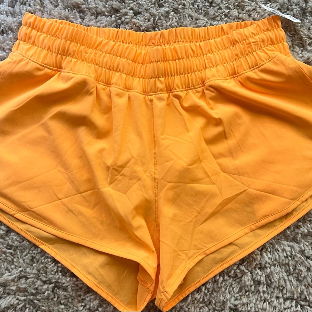 Aerie 2” Hot Stuff Short New with tags